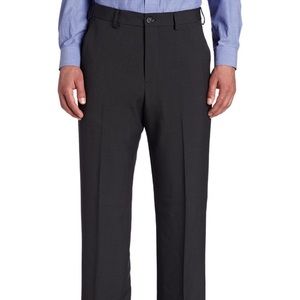 Van Heusen Black “Traveler” Dress Pants 30x32